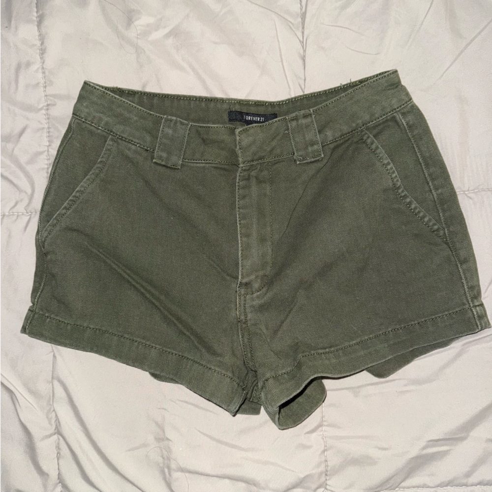 Forever 21 Olive Green Casual Shorts Womens Size 27 Utility Twill Chino